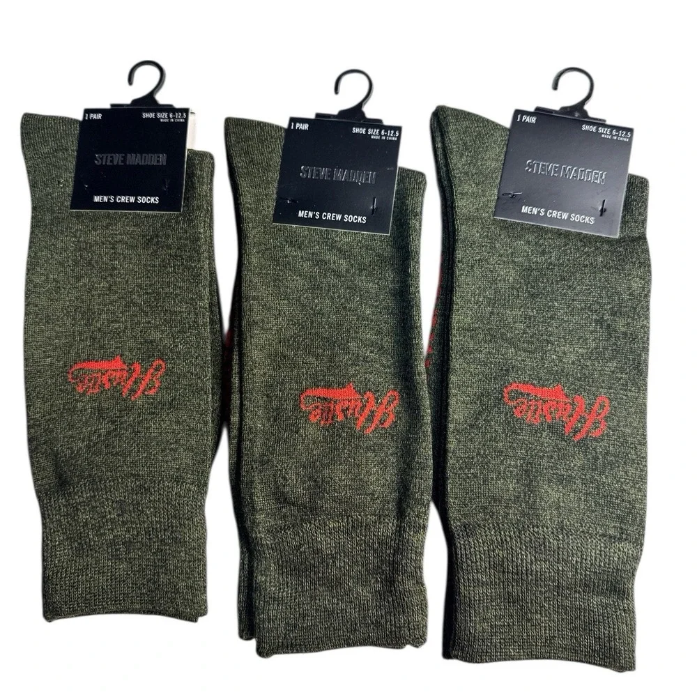 Steve Madden Crew Socks Green Graphics 